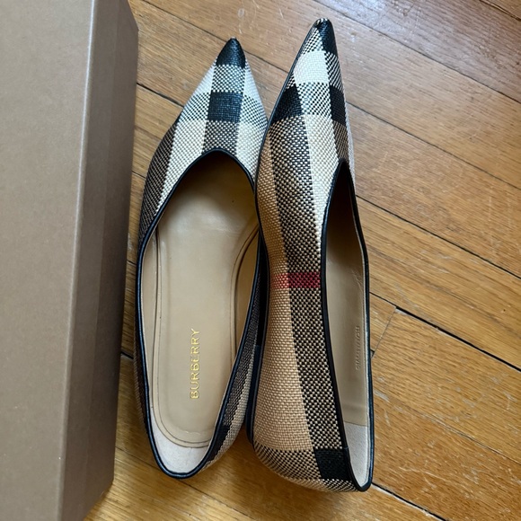 SOLD - Picture 2 of 7